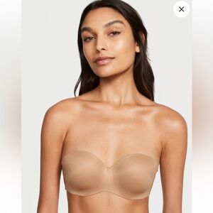 VICTORIA'S SECRET BARE
Lightly Lined Smooth Strapless Bra